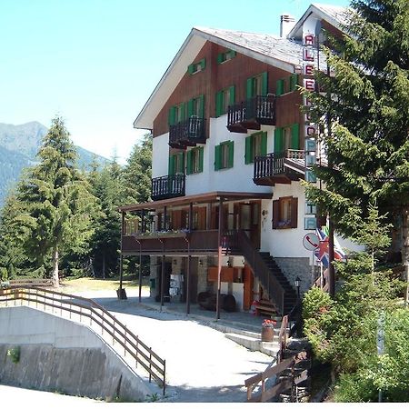 Albergo Pineta Gerola Alta Экстерьер фото